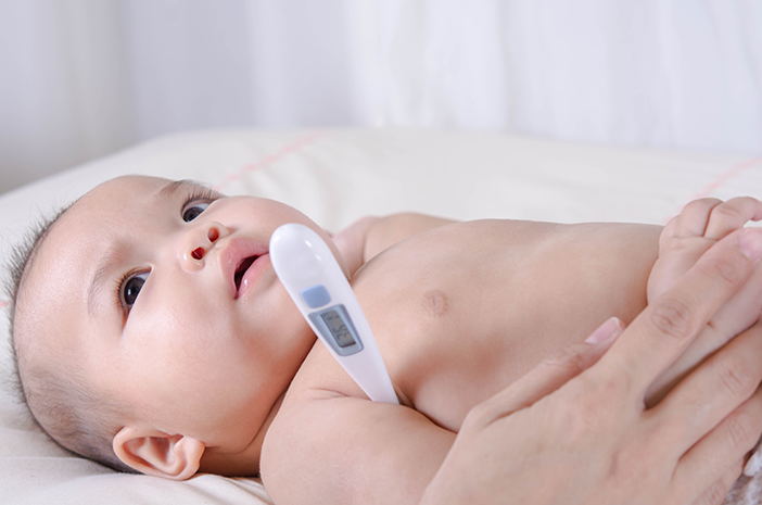 Ketahui Cara Mengukur Suhu Tubuh Normal pada Bayi